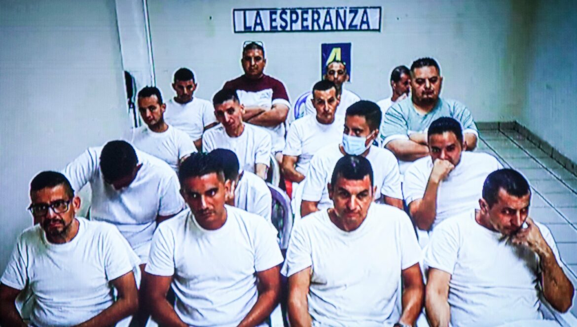 Sigue el juicio contra 36 presuntos traficantes de personas