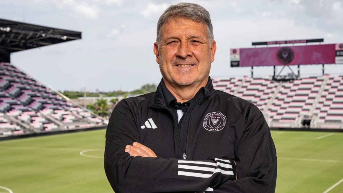Tata Martino: “Lo que buscamos es empezar a competir, con una selección que nos va exigir más allá de tener un nuevo entrenador”