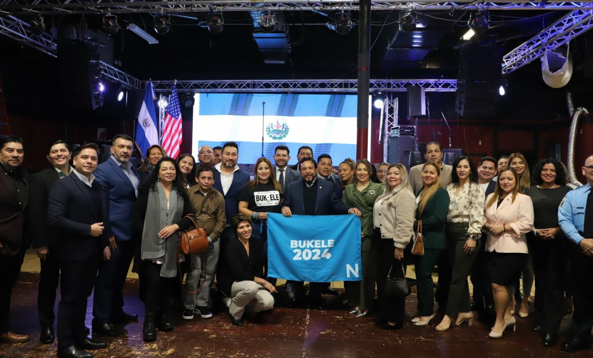 Félix Ulloa compartió en un conversatorio con empresarios de la diáspora y líderes comunitarios salvadoreños en Virginia