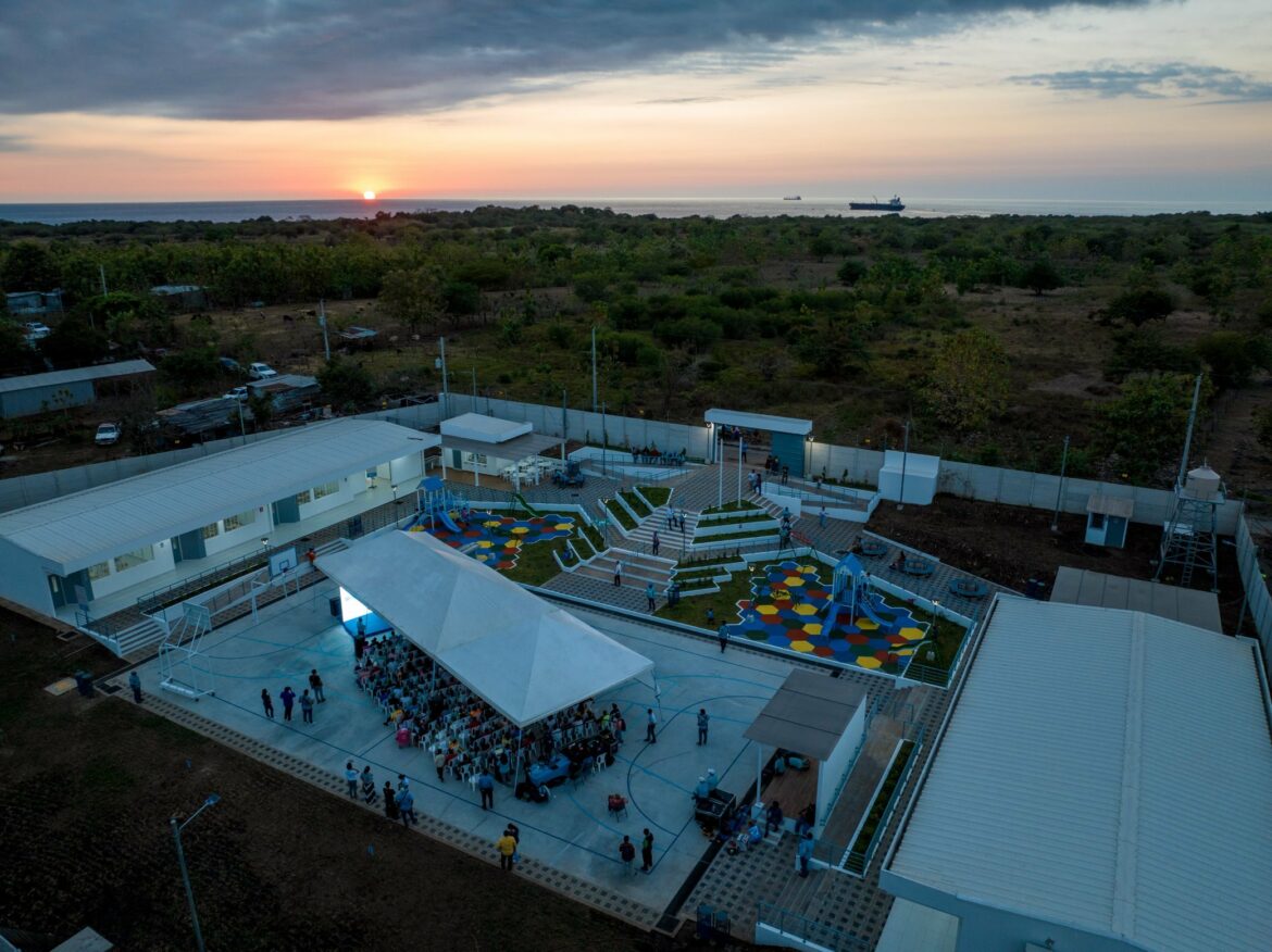 La DOM mejora condiciones a estudiantes con la modernización de una escuela en el caserío Los Almendros, Sonsonate