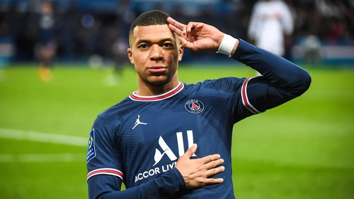 Mbappé recibe una última advertencia del Real Madrid