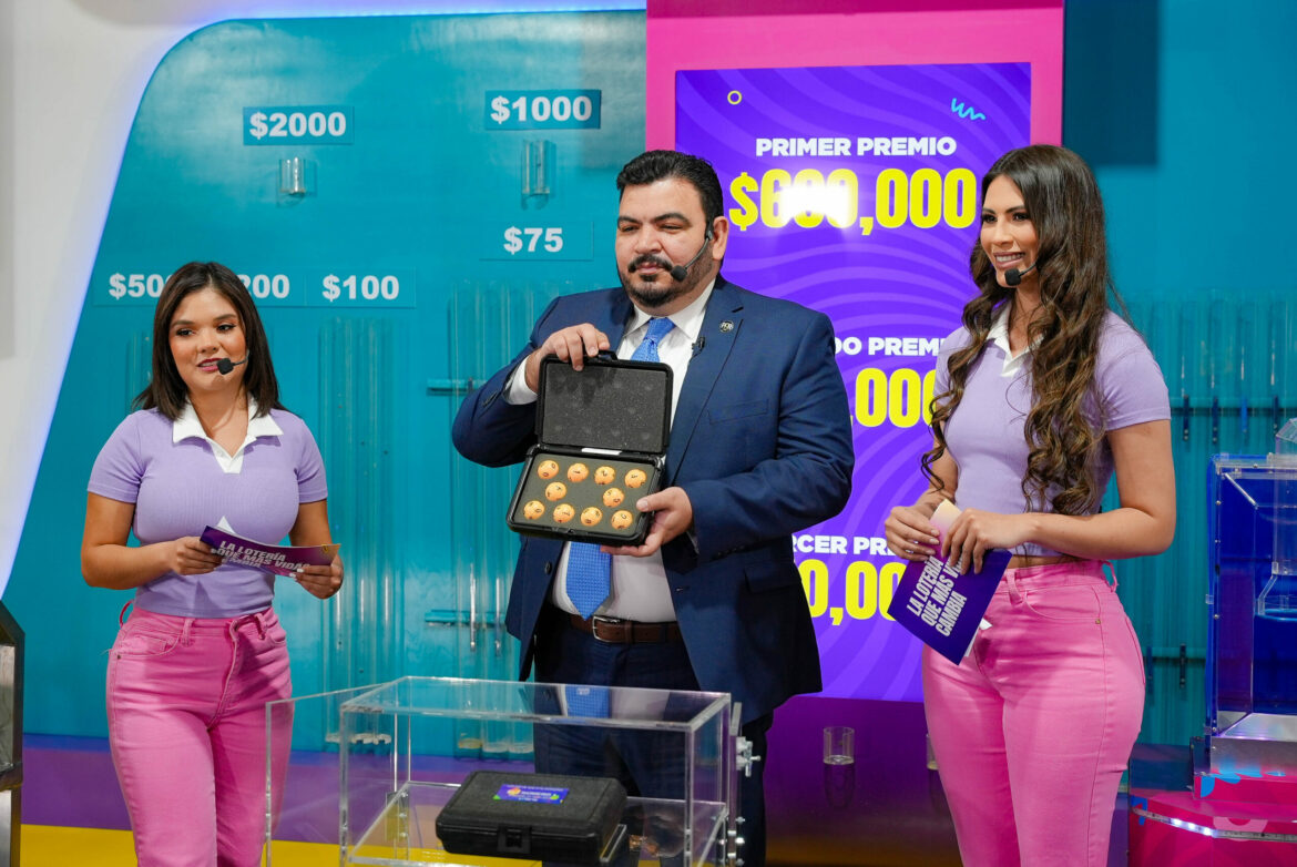 Lotería realiza sorteo dedicado a los 85 años de la PGR