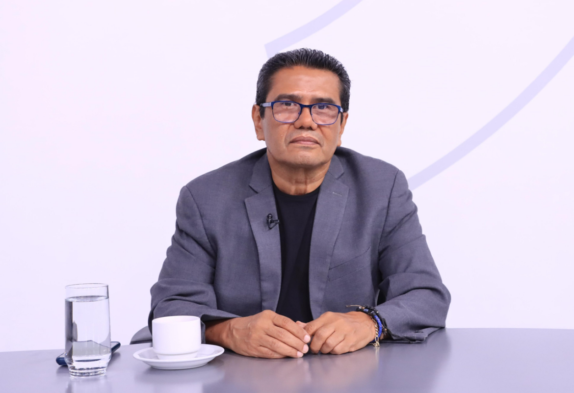 El Sociólogo Rene Martínez asegura que 9 de cada 10 salvadoreños están dispuestos a votar por Nayib Bukele