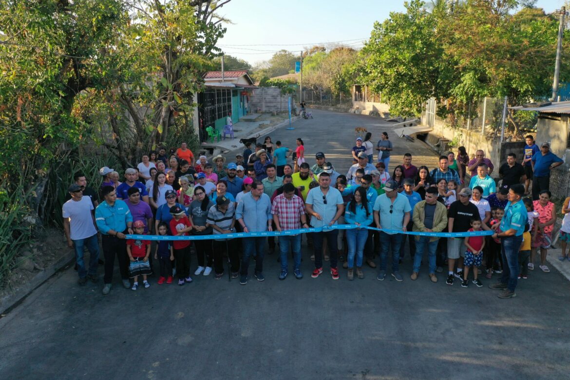Proyecto vial de la DOM beneficia a más de 50,000 salvadoreños en El Paraíso, Chalatenango