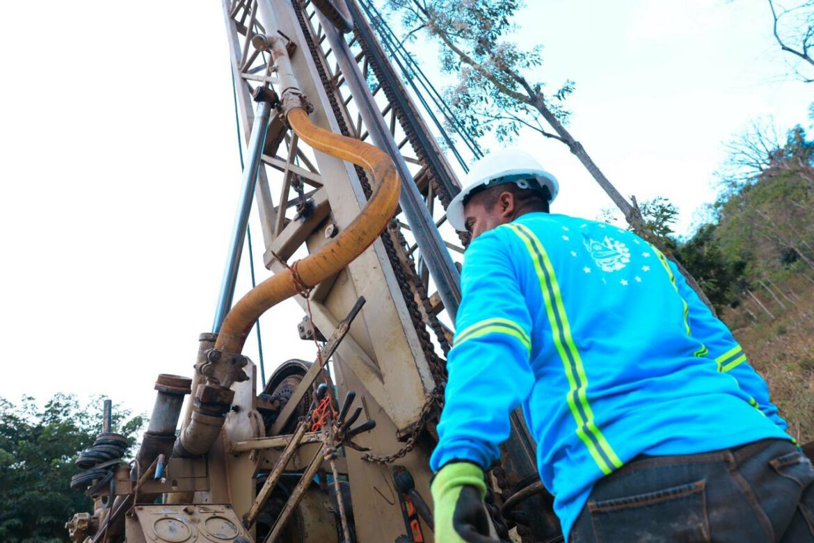 Más de 3,000 beneficiados con el proyecto de agua potable de la DOM en el cantón Candelaria de El Carmen, Cuscatlán