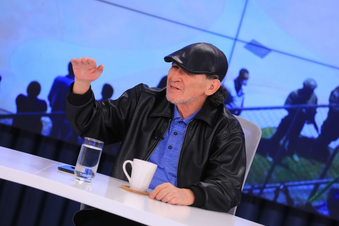 Analista Galeas: «Todo lo que está pasando en El Salvador es la voluntad expresa y explícita del pueblo»