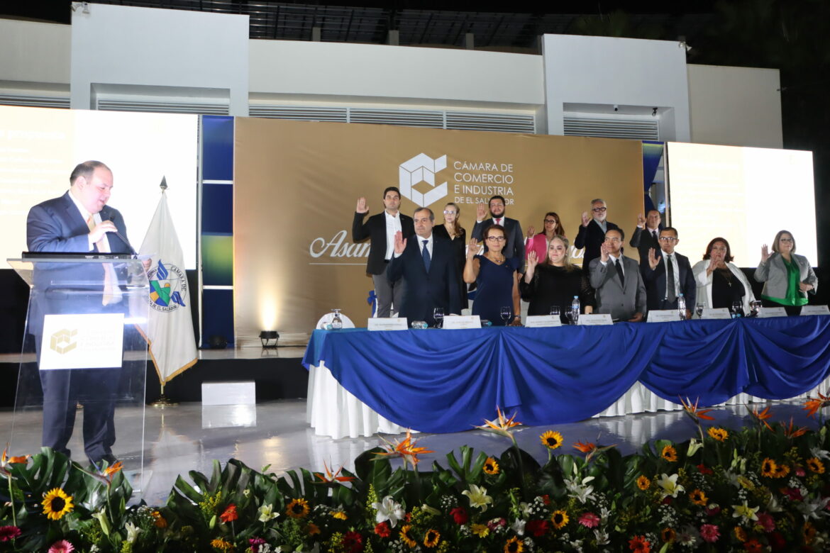 Leticia Escobar es la nueva presidenta de la Cámara de Comercio e Industria de El Salvador