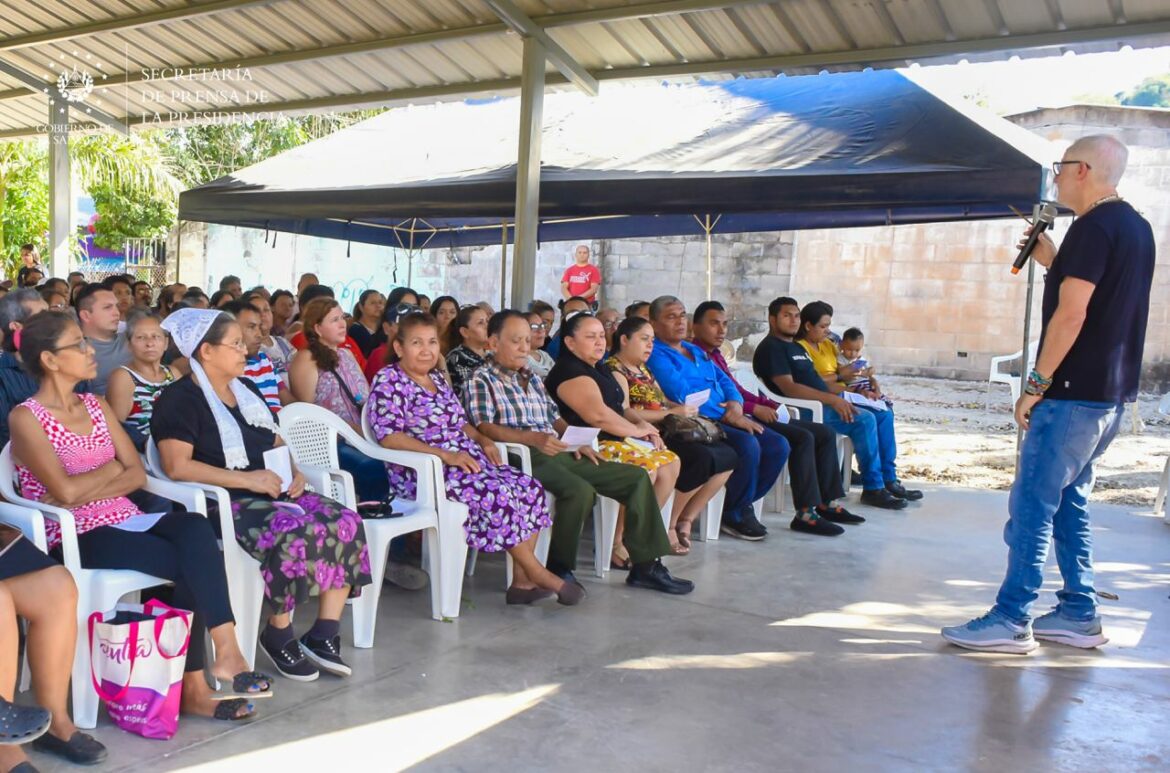 La Dirección de Integración presenta ocho proyectos a familias de La Campanera para transformar sus vidas