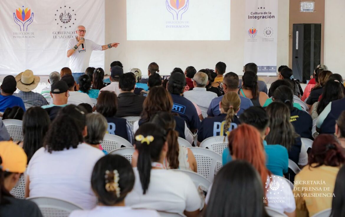 Dirección de Integración presenta sus 8 proyectos a habitantes de la colonia Las Margaritas 2, Soyapango