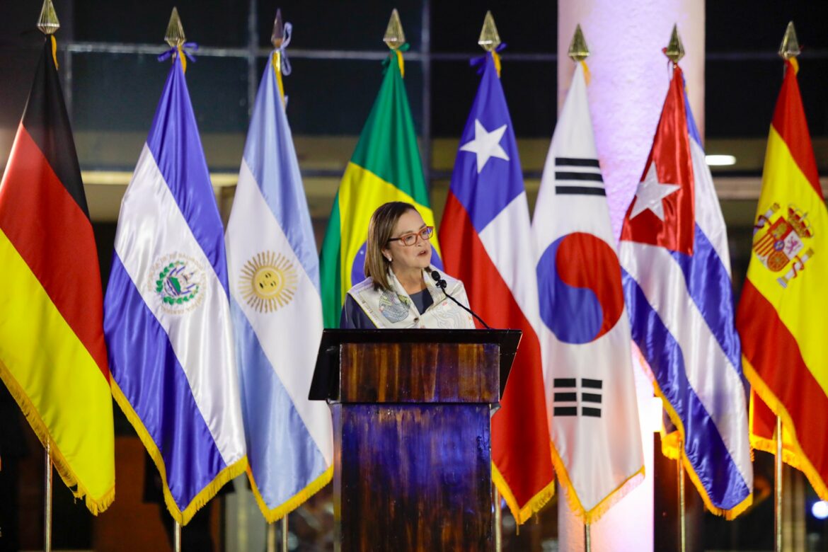 A 166 años de fundación, Cancillería ahora «es un sólido puente que conecta a El Salvador con el mundo»