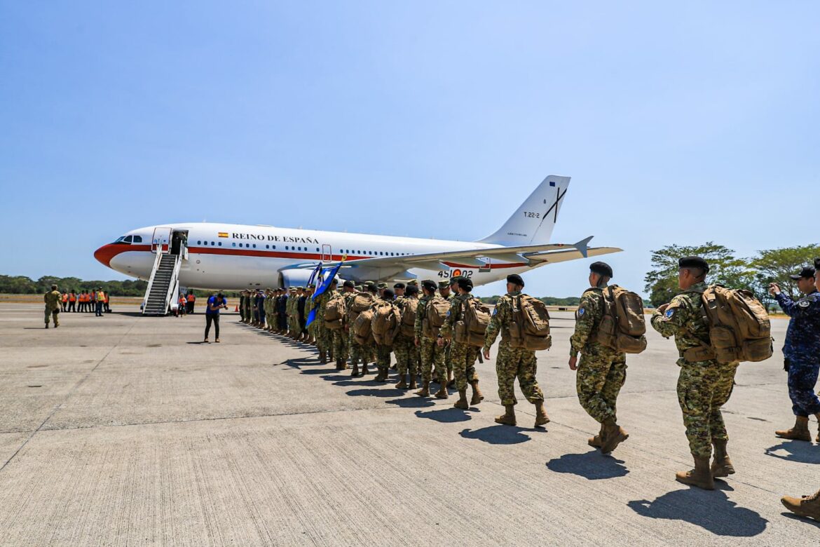 Nuevo contingente de militares parte al Líbano