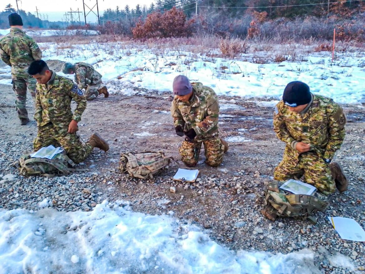 Militares salvadoreños participan en competencia en Estados Unidos