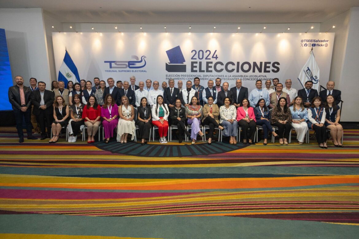 El Salvador a menos de 24 horas para elegir alcaldes, ¿quiénes son los candidatos?