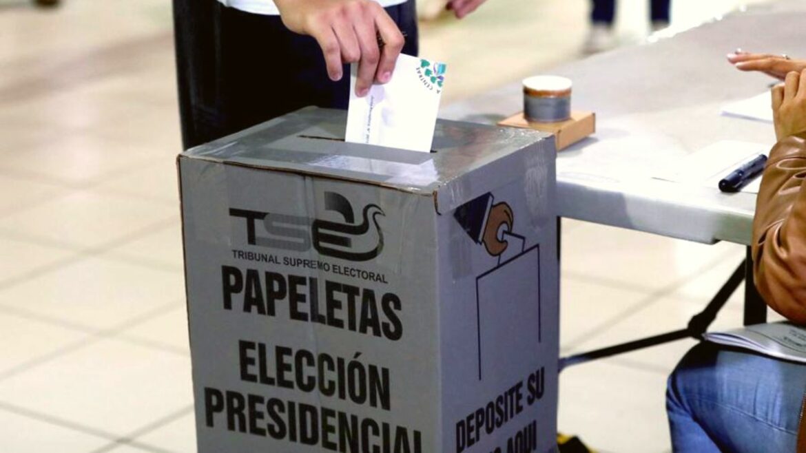 Ministro de Trabajo recuerda a instituciones y empresa privada que deben garantizar que los trabajadores emitan el sufragio