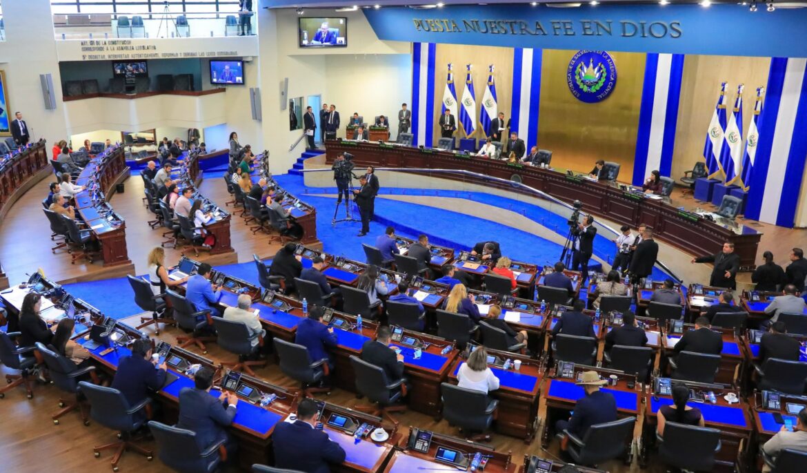 Plenarias se realizarán en Cancillería por obras de readecuación en el recinto legislativo, tras reducir el número de diputados