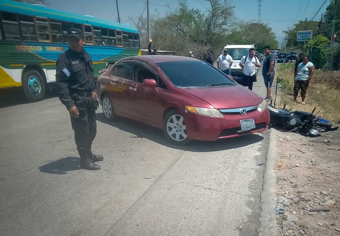 Accidente de tránsito en carretera Panamericana, en el sentido de San Miguel hacia La Unión