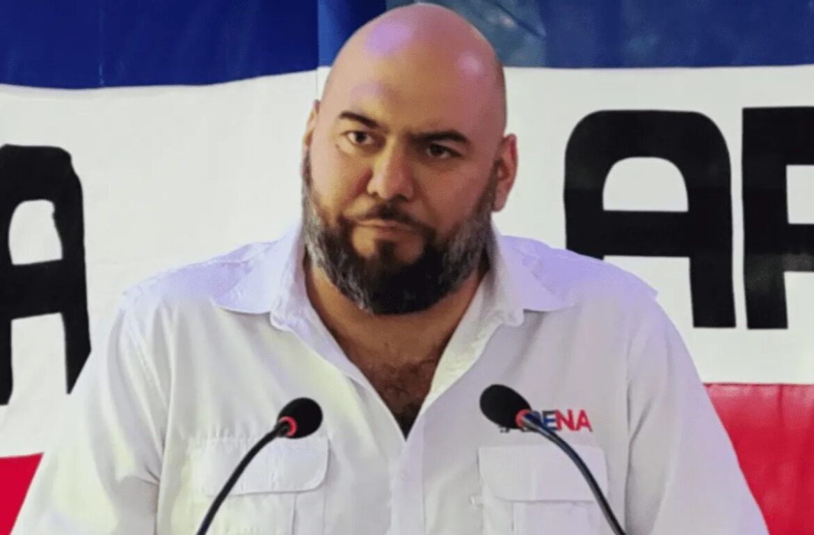 Denuncian que ARENA adeuda salario a exempleados, a pesar de que les habían prometido que les pagarían al recibir el anticipo de la deuda política
