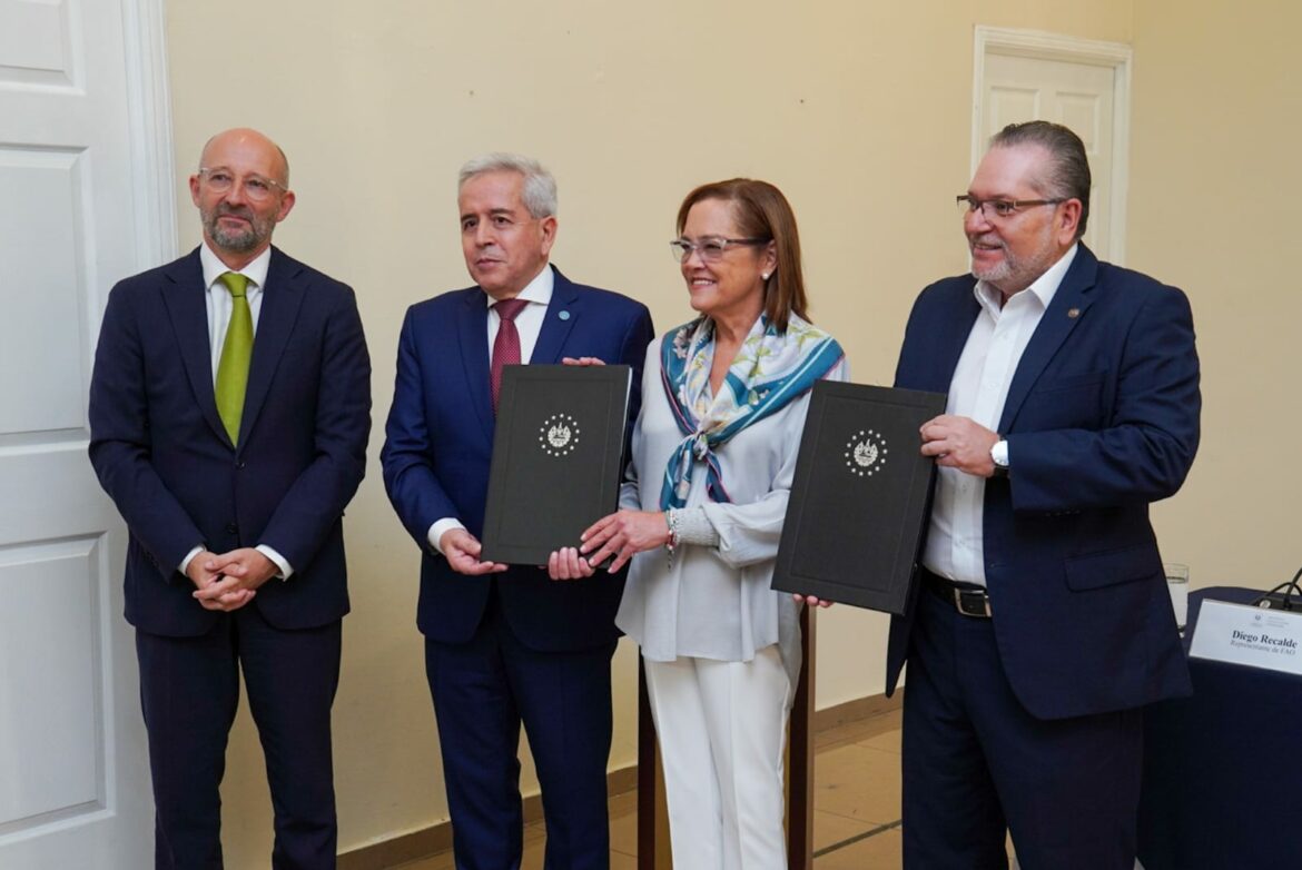 El gobierno firmó dos convenios con la FAO para optimizar la productividad del sector agrícola