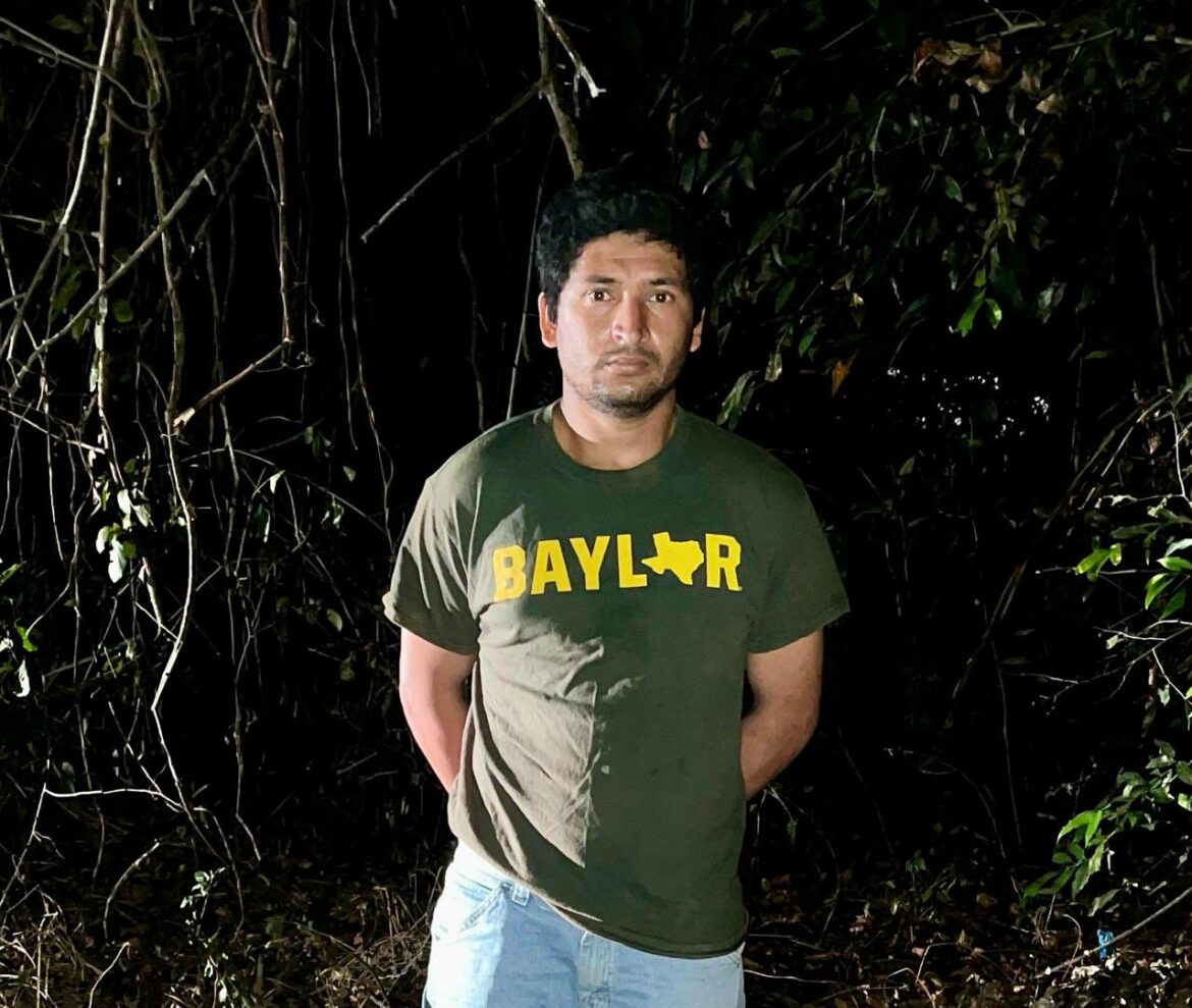 Incautan varias armas a pandillero en El Rosario, La Paz