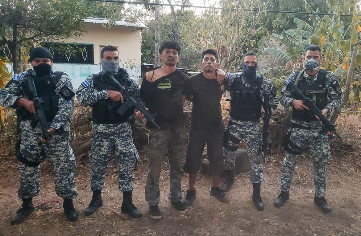 Arrestan a dos homeboys de la clica Molinos Locos Salvatruchos, del programa Shulton, tras operativo