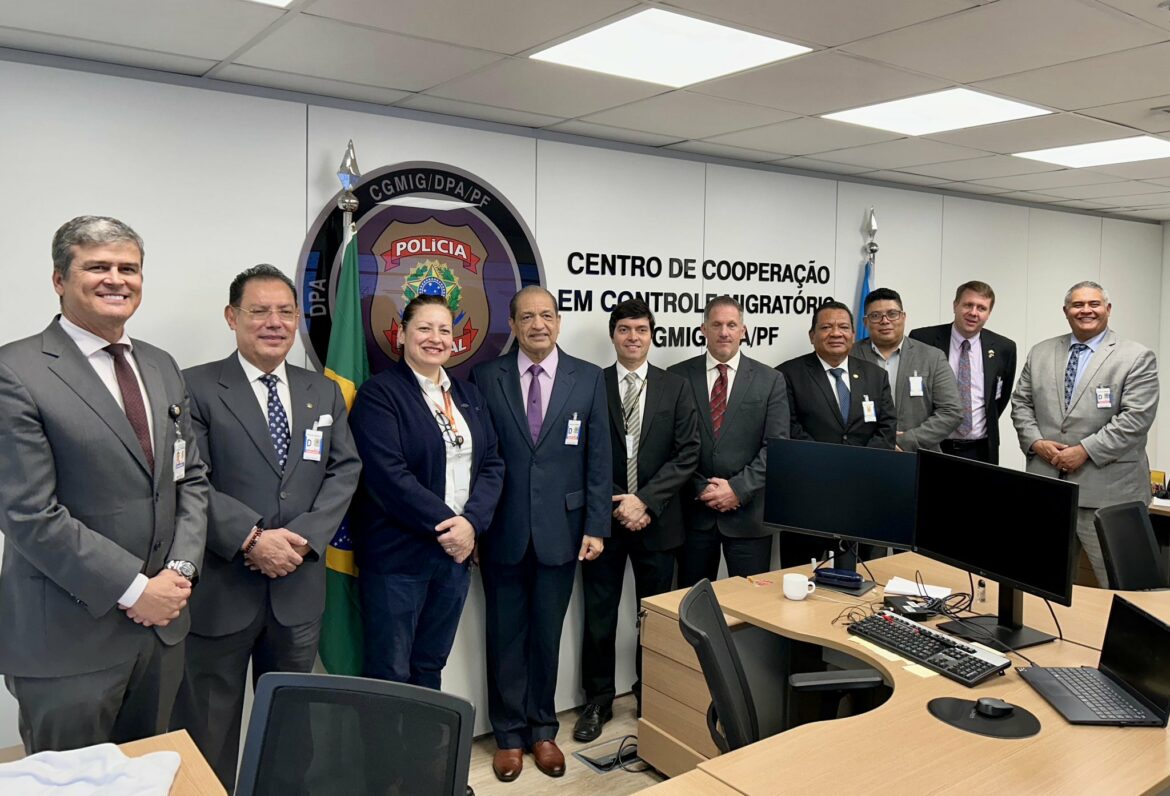 El Salvador y Brasil comparten experiencia sobre la gestión migratoria y seguridad fronteriza