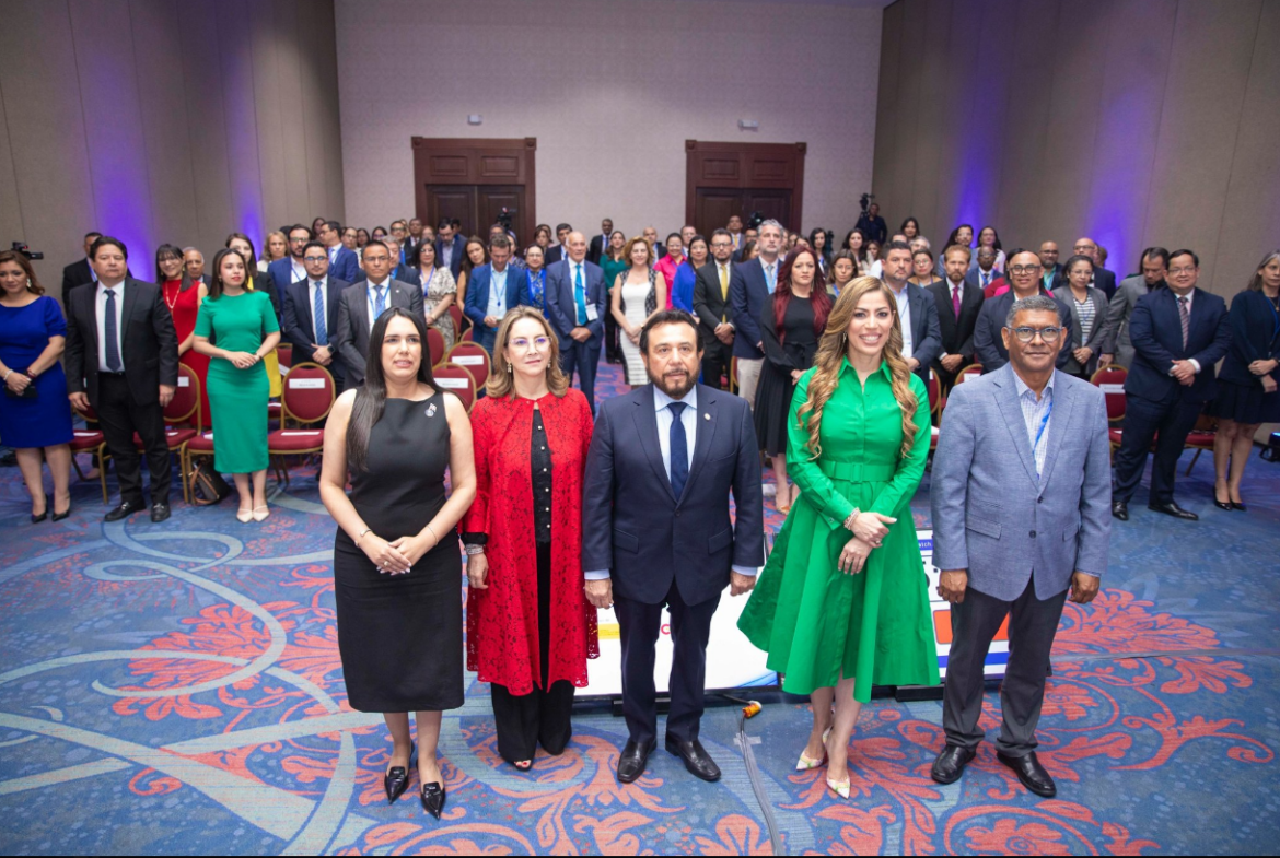 Inauguran en El Salvador el Seminario Iberoamericano de Seguridad Social
