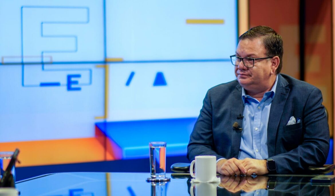 Christian Guevara reafirma que no se subirán ni se crearán nuevos impuestos