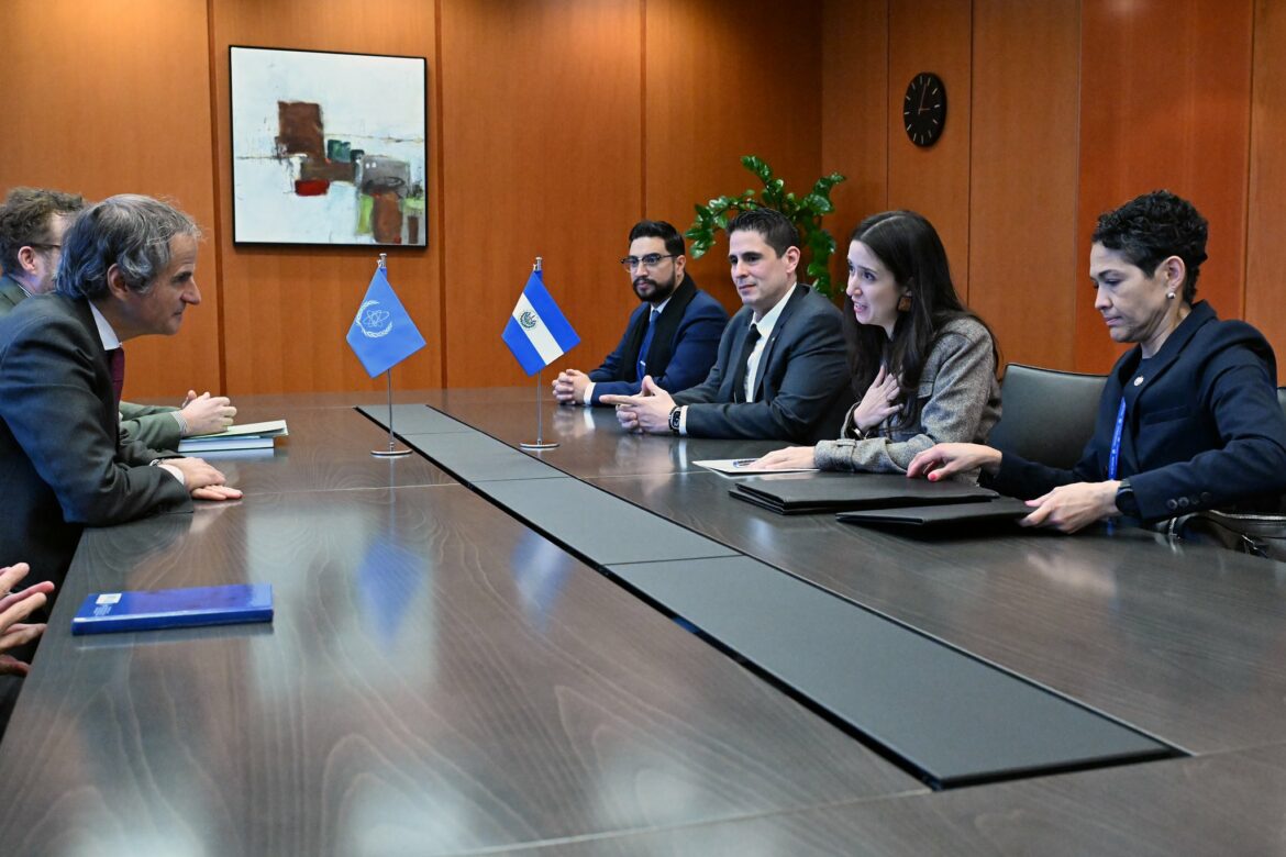 Pdte. Nayib Bukele sobre el tema energético: «El Salvador se vuelve nuclear»