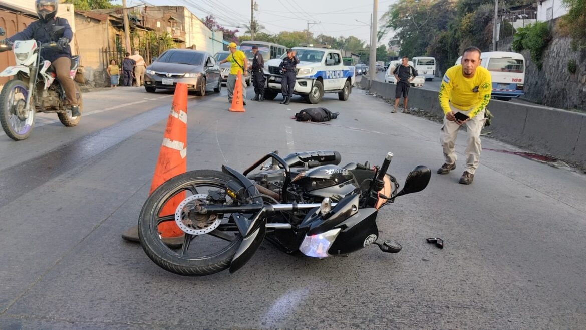 Tres de cada diez fallecidos en accidentes de tránsito son motociclistas