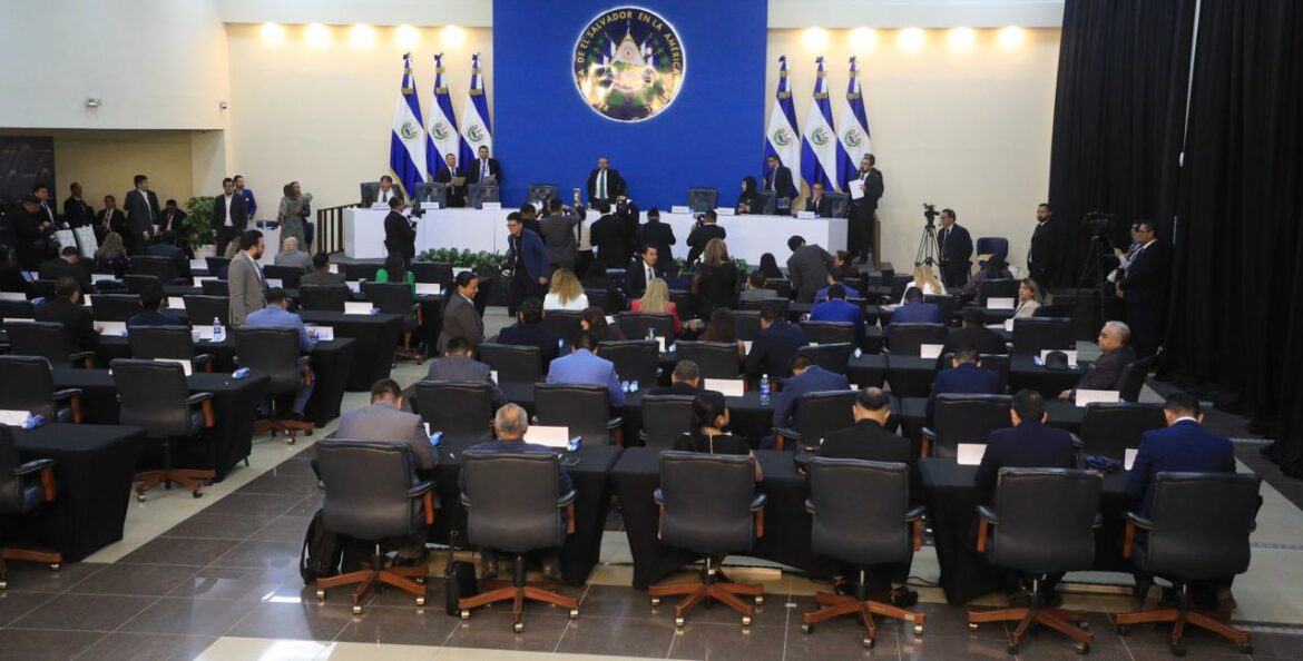 Asamblea instala Sesión Plenaria Ordinaria 150 desde Cancillería debido a remodelaciones en el Salón Azul