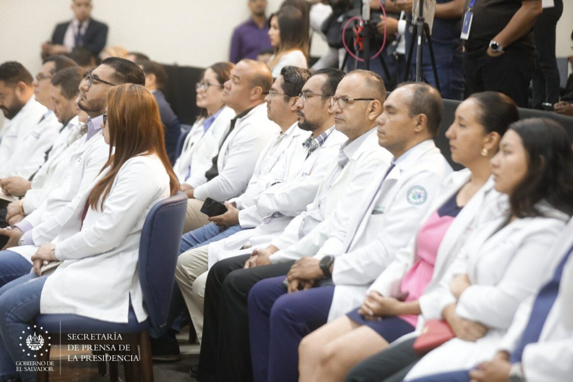 Asamblea avala ley que creará la autoridad competente para la emisión de las credenciales de especialidad y subespecialidad médicas