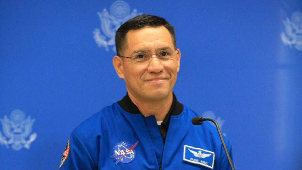 Astronauta Rubio conversará con los sectores de la ciencia, la tecnología, la ingeniería y las matemáticas: «que increíble cambio que he visto en este país»