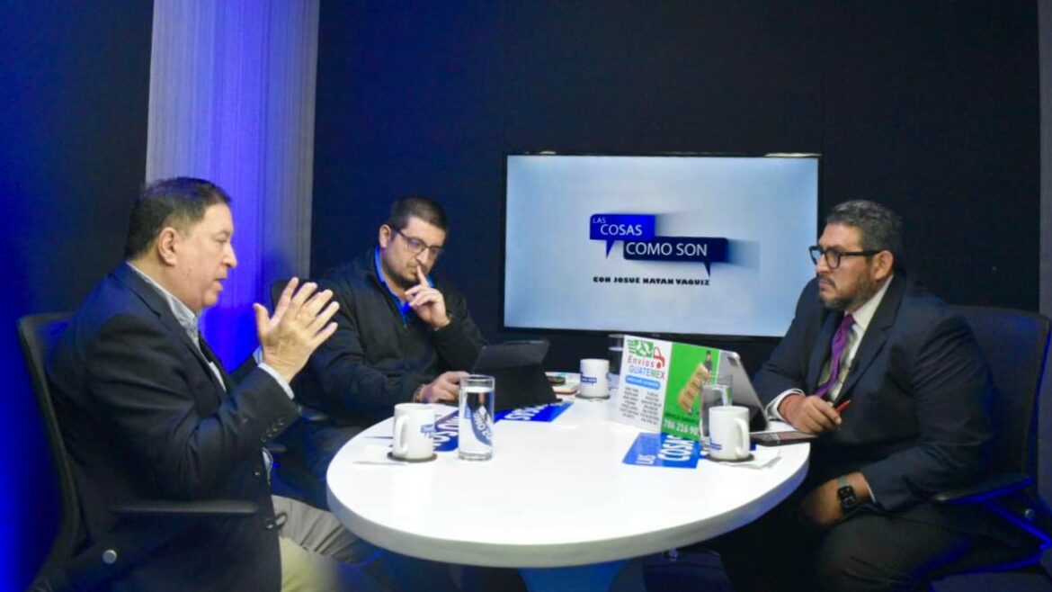 Economista Carlos Acevedo: «Si algún Gobierno tiene las posibilidades de entrarle a estos temas (sistema de pensiones) es este»