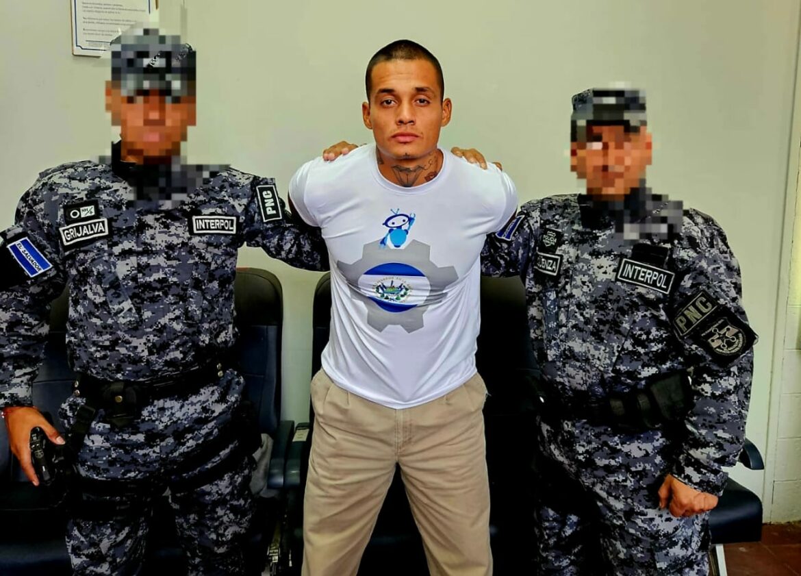 Entregan a las autoridades mexicanas hombre acusado de explotación sexual