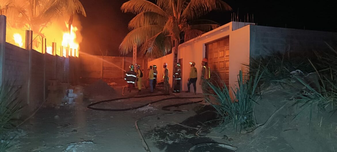 Incendio fue registrado en Santa Ana