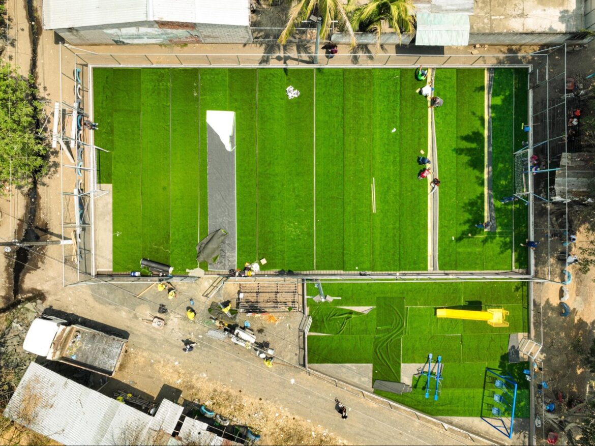 Obras Públicas construirá 100 canchas en diferentes puntos del país