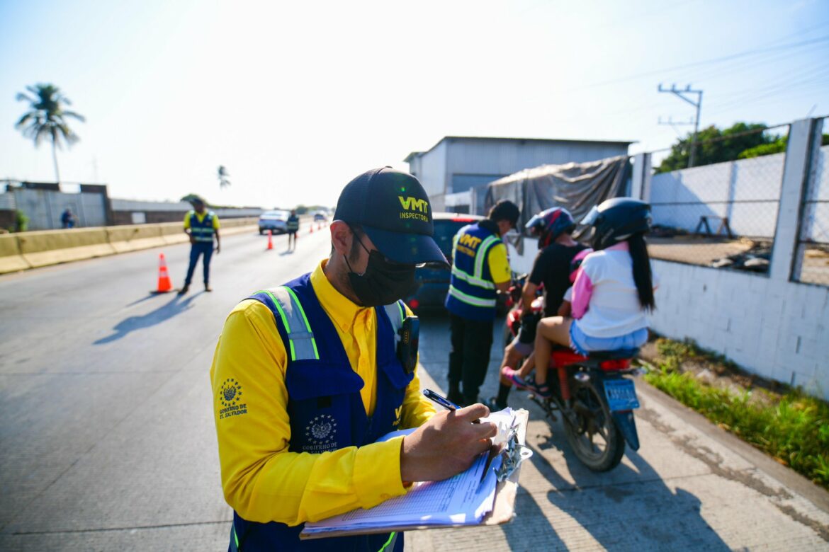 El Salvador presenta a delegaciones de Uruguay, Colombia, México y Perú avances en materia de seguridad vial