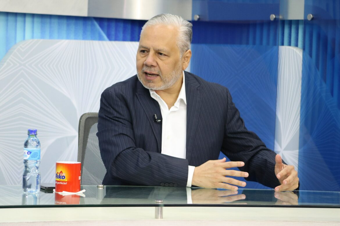 Abogado Anaya: «estoy totalmente abierto a que no debemos de tenerle miedo a las reformas constitucionales»