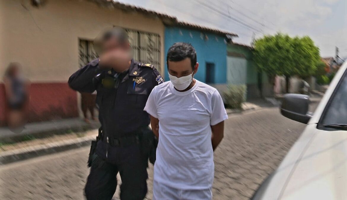Audiencia inicial contra hombre ebrio que provocó accidente en Quezaltepeque y ocultaba cadáver en su vehículo