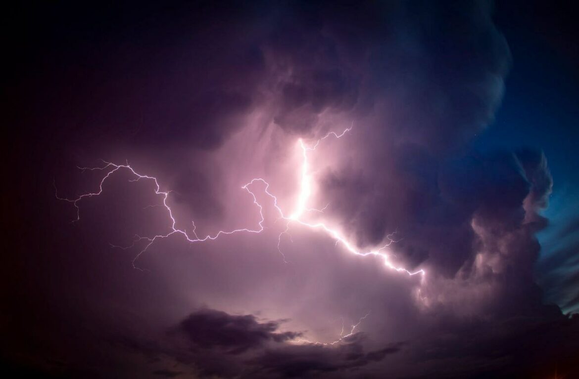MARN pronostica lluvias eléctricas para última semana de abril