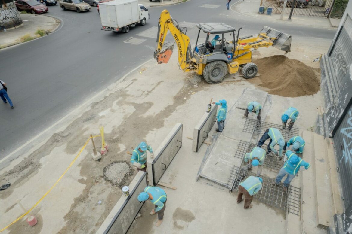 Segunda fase de cableado subterráneo en el centro de la capital avanza en 90%, según la DOM