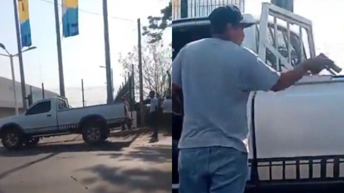 Graban a conductor amenazando con arma de fuego en San Miguel