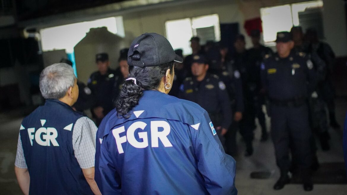 Fiscalía gira 14 órdenes de captura contra personas acusadas de estafar en diferentes modalidades