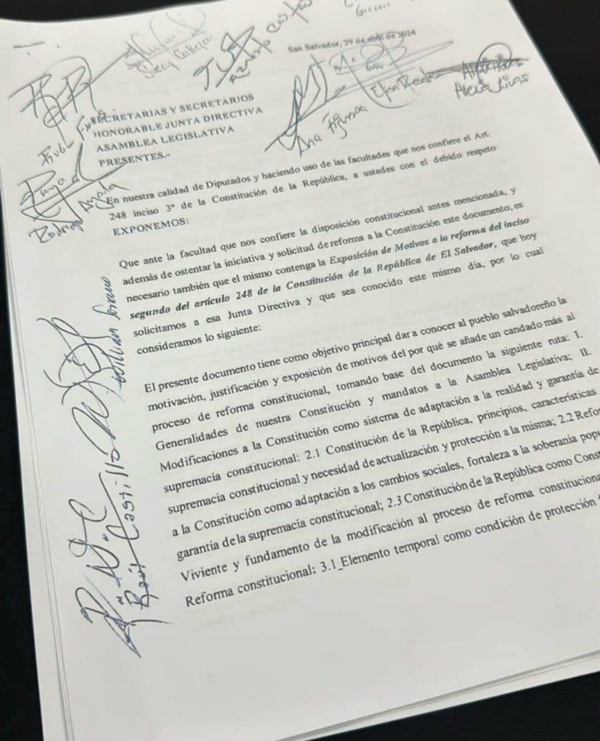 Diez diputados de Nuevas Ideas firmaron iniciativa para cambiar Art. 248 de la Constitución