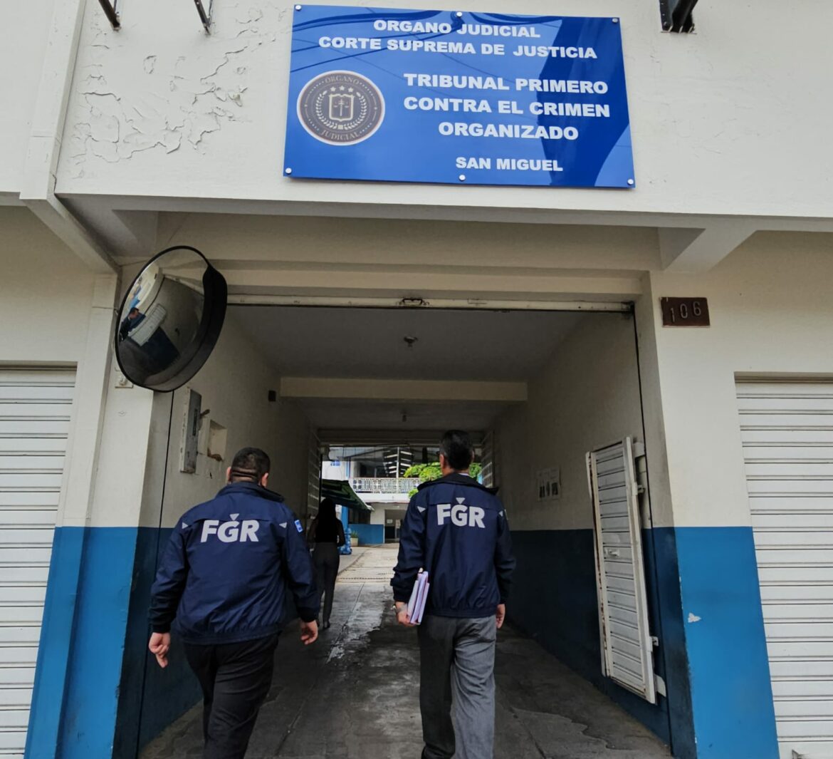 FGR presenta solicitudes a Tribunales para agrupar en un solo proceso a 1,589 pandilleros de la MS-13