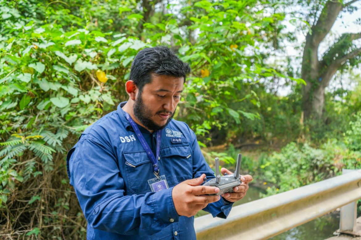 Medio Ambiente inspecciona aguas de río Tres Ceibas tras denuncias por contaminación