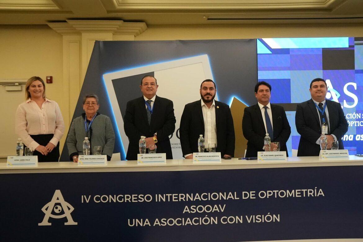 Realizan Congreso Internacional de Optometría 2024