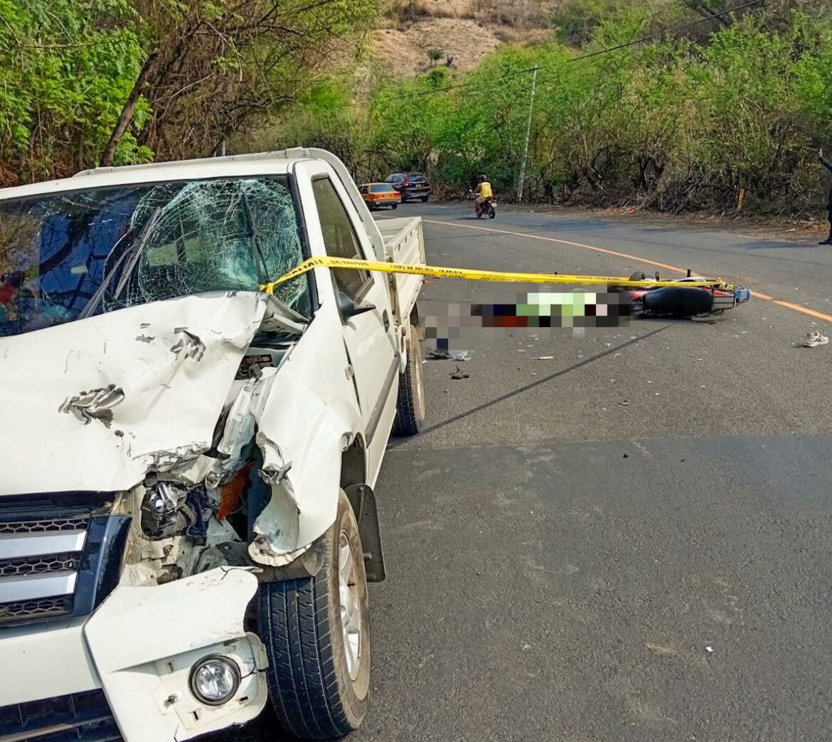 Muere motociclista en accidente vial en carretera Litoral