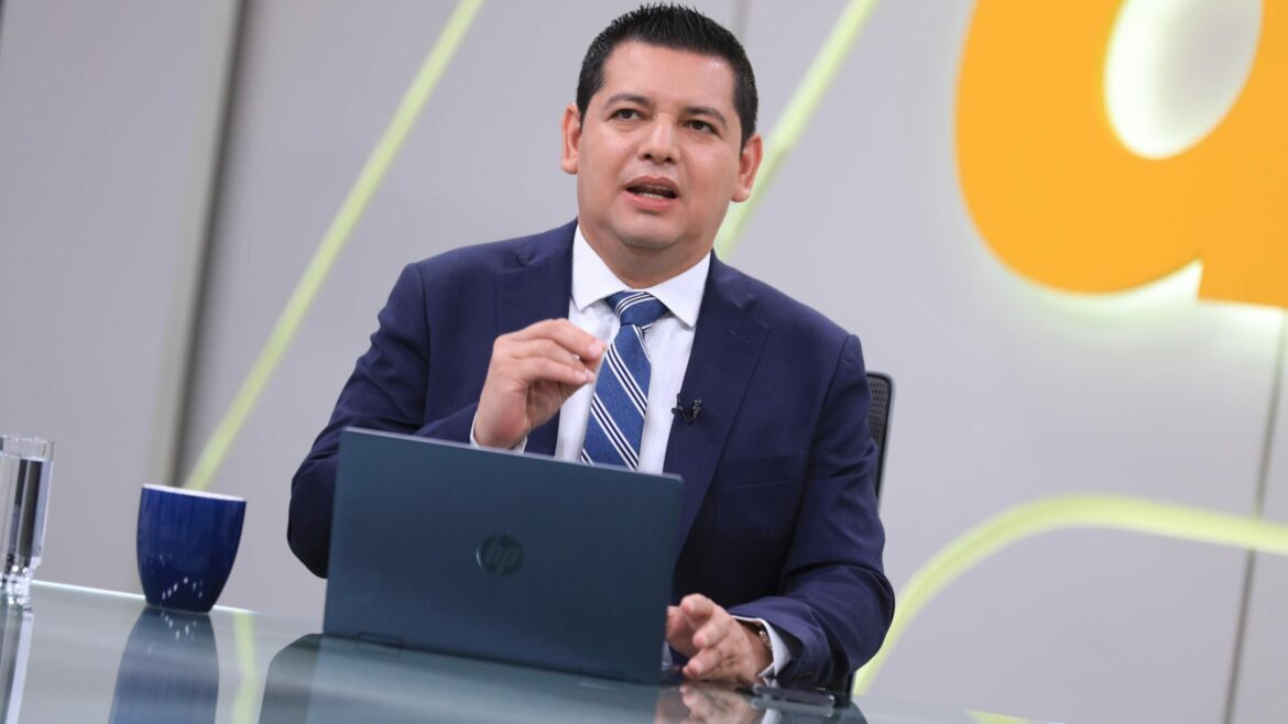 Alcalde Urbina: “todo aquel que piense que va a hacer negocios con los fondos municipales, va a terminar mal”