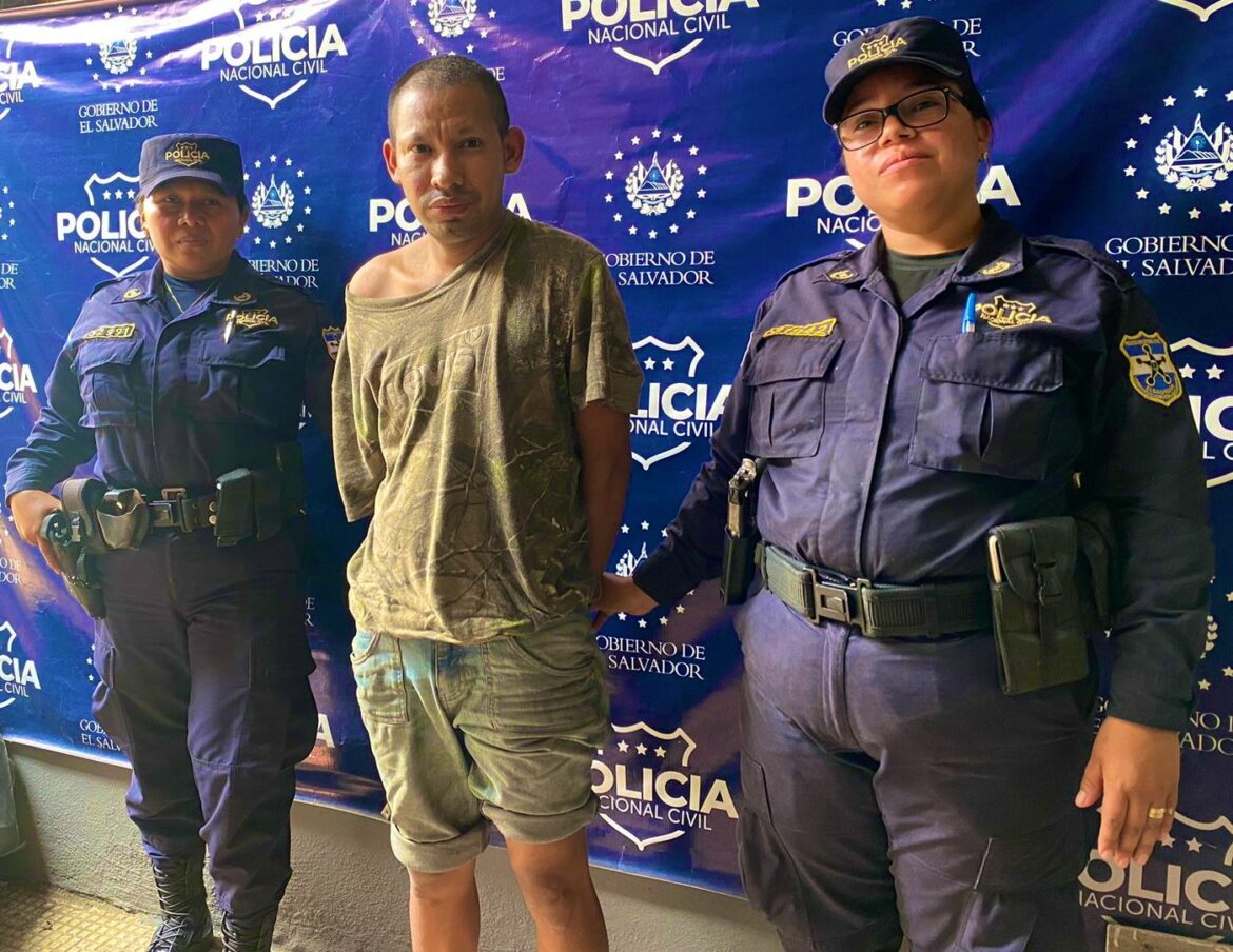 Arrestan a sujeto por herir a una menor con un corvo